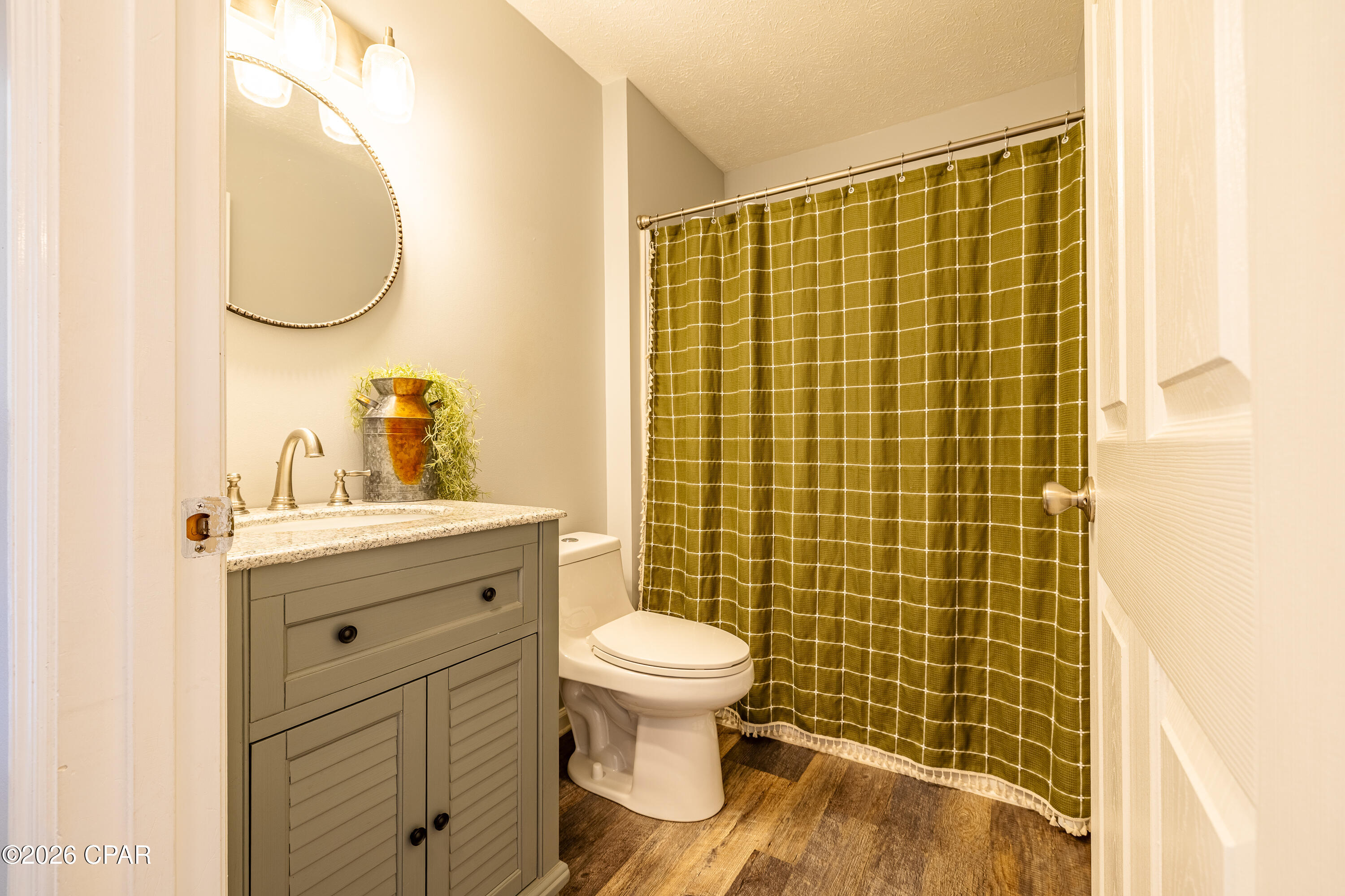 Image 139 For 2601 Oak Street