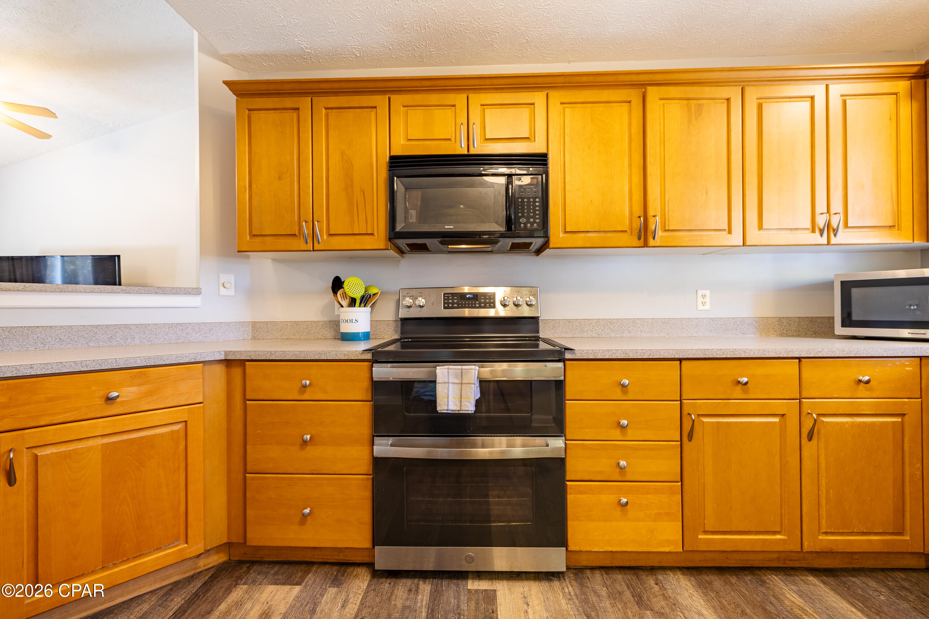 Image 29 For 2601 Oak Street