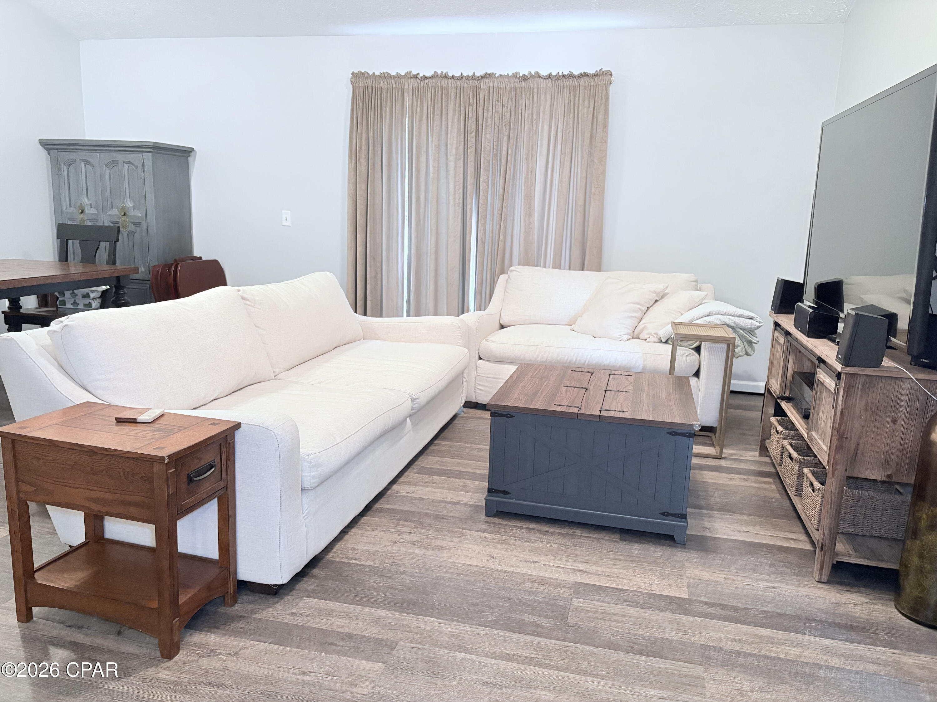 Image 4 For 2601 Oak Street