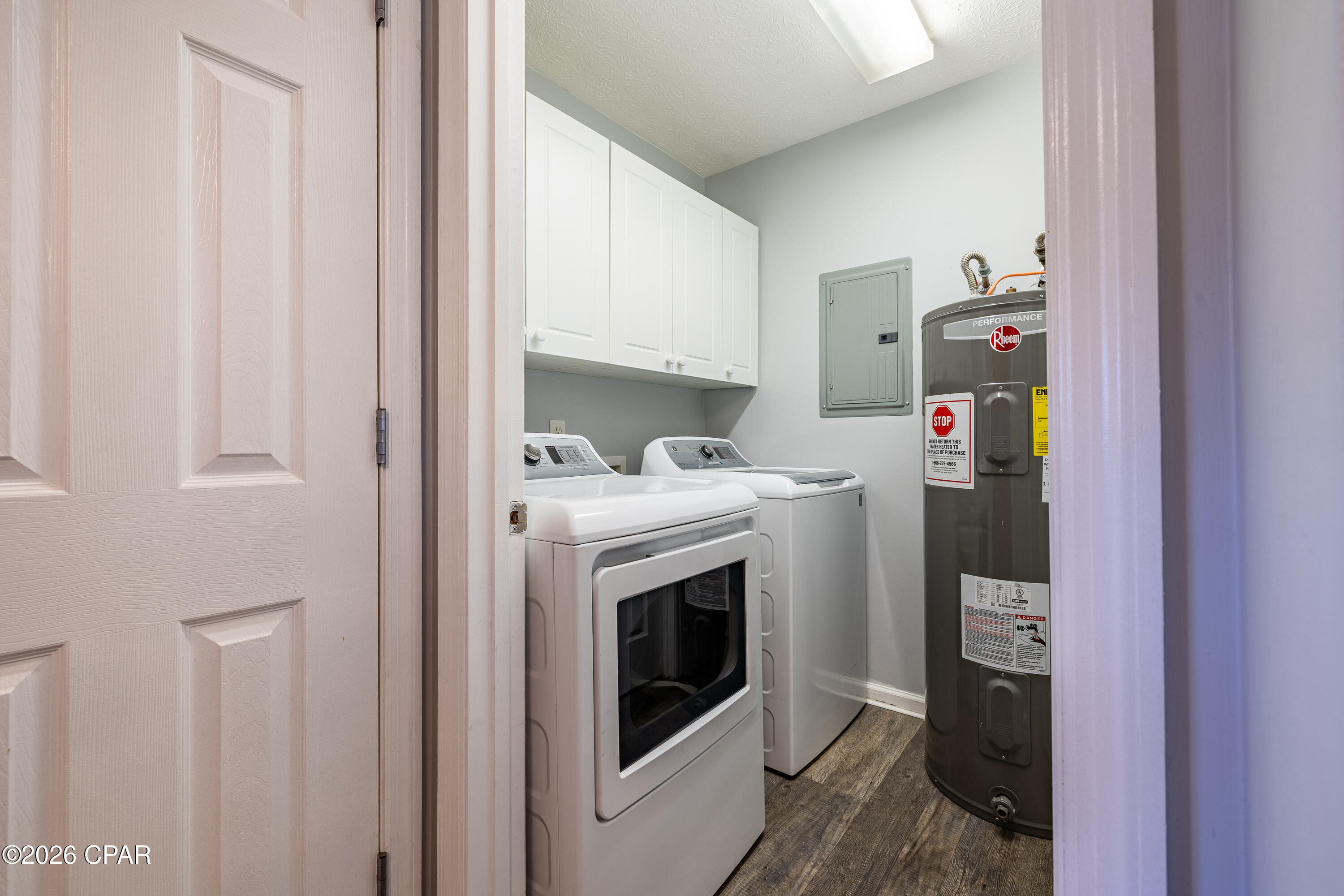 Image 41 For 2601 Oak Street