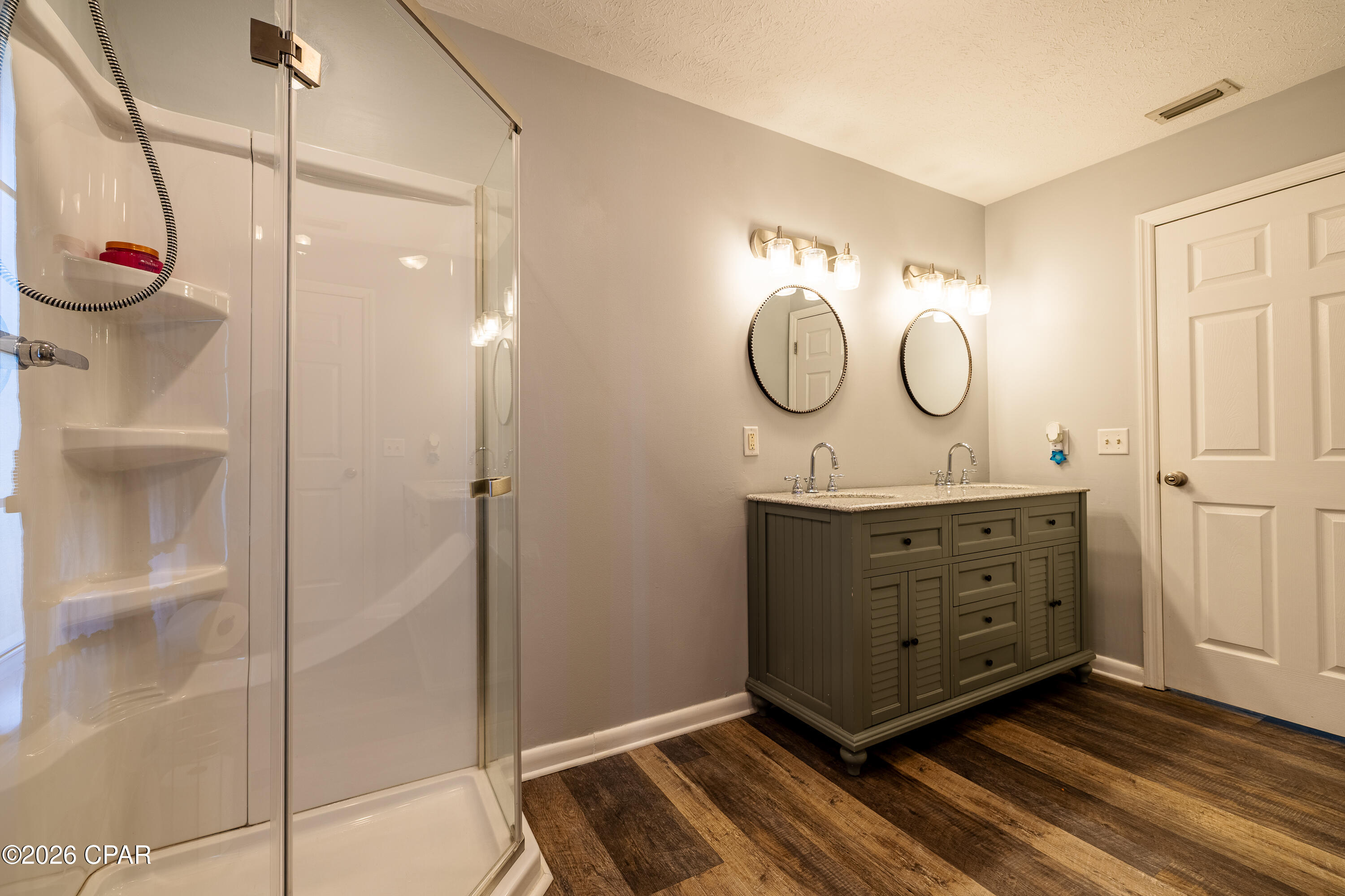 Image 53 For 2601 Oak Street