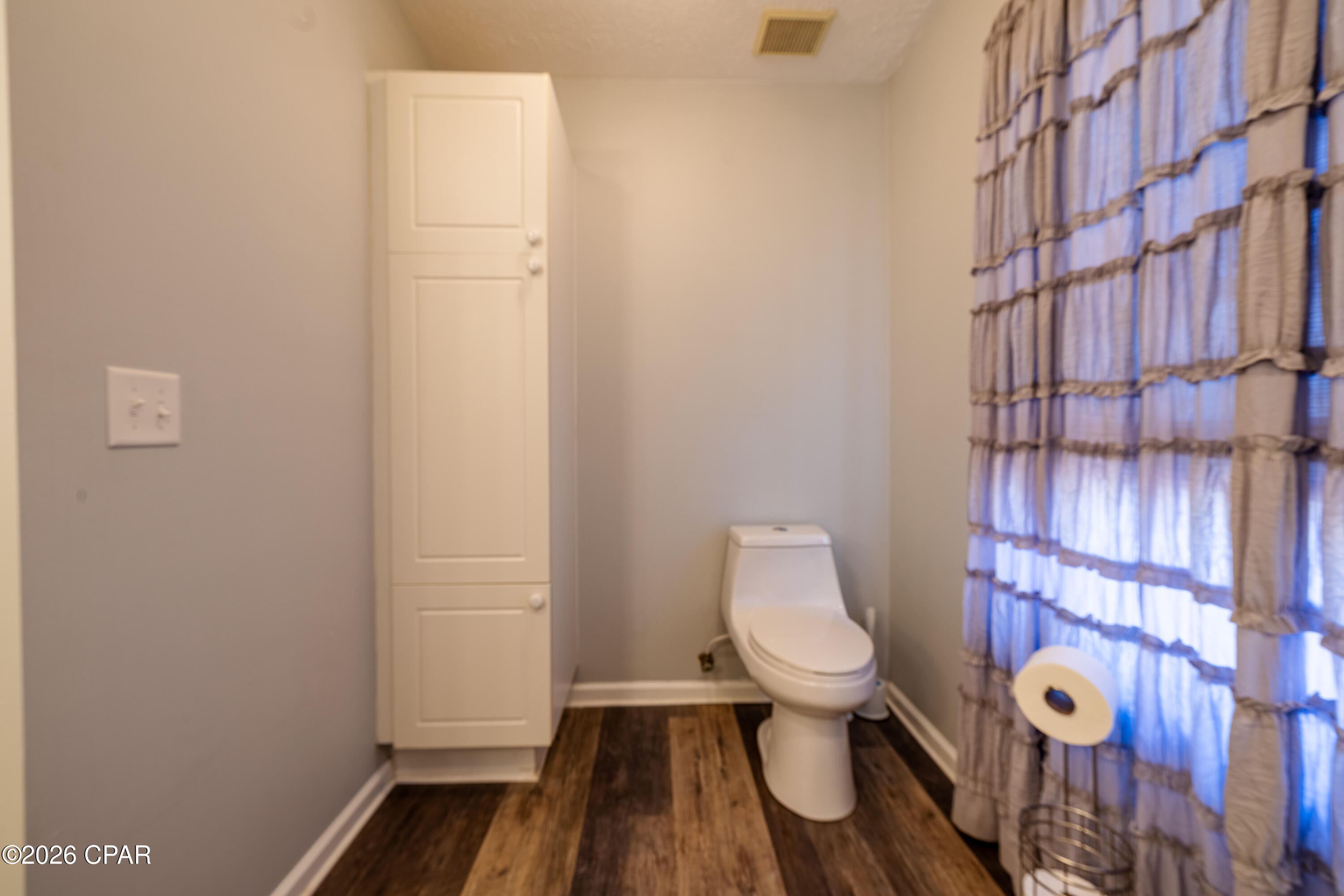 Image 54 For 2601 Oak Street