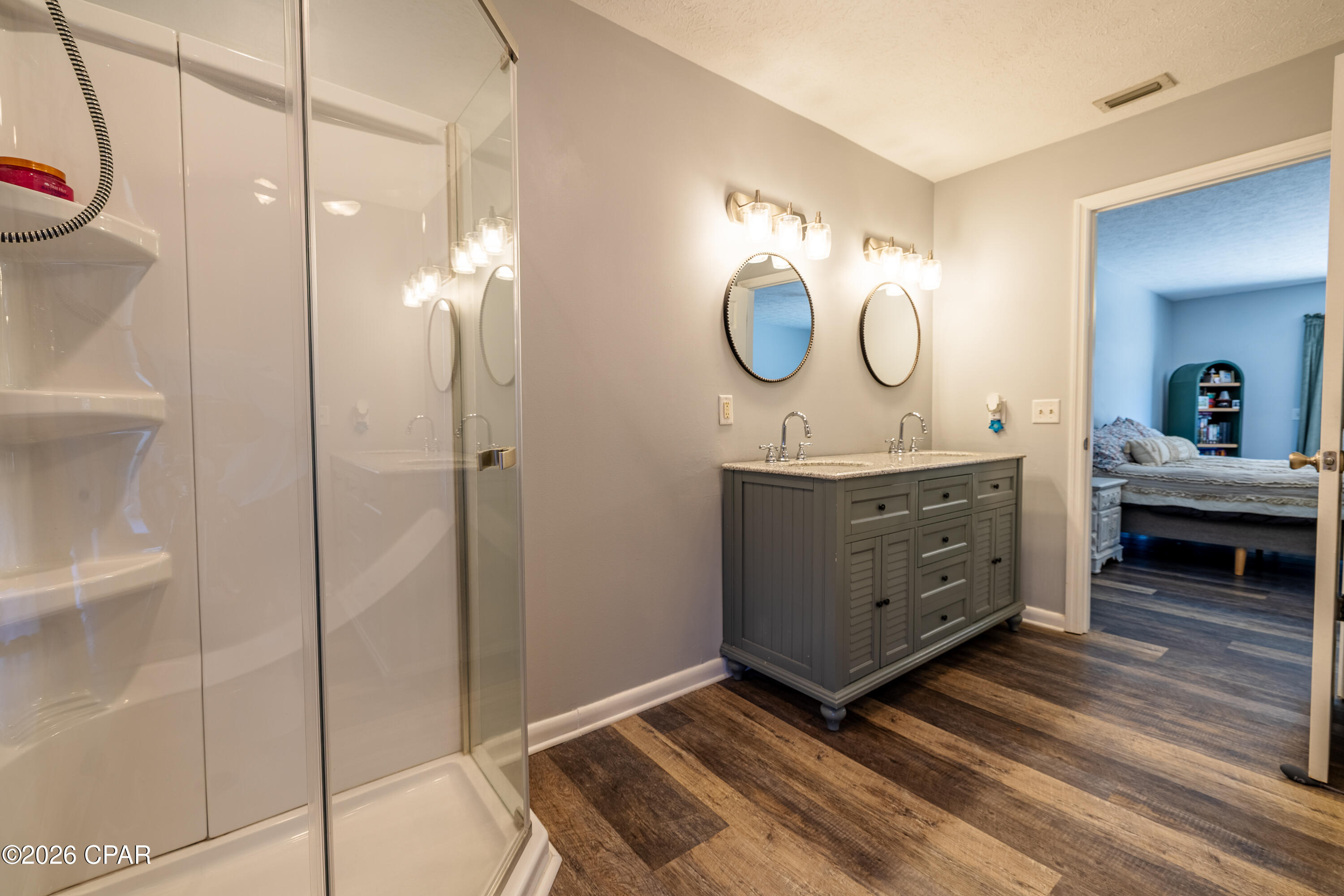 Image 60 For 2601 Oak Street