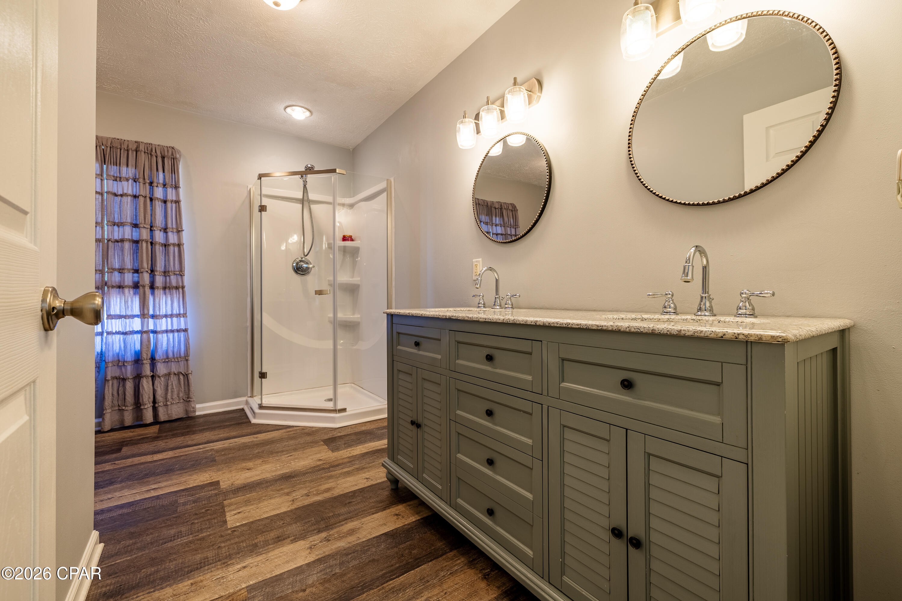 Image 67 For 2601 Oak Street