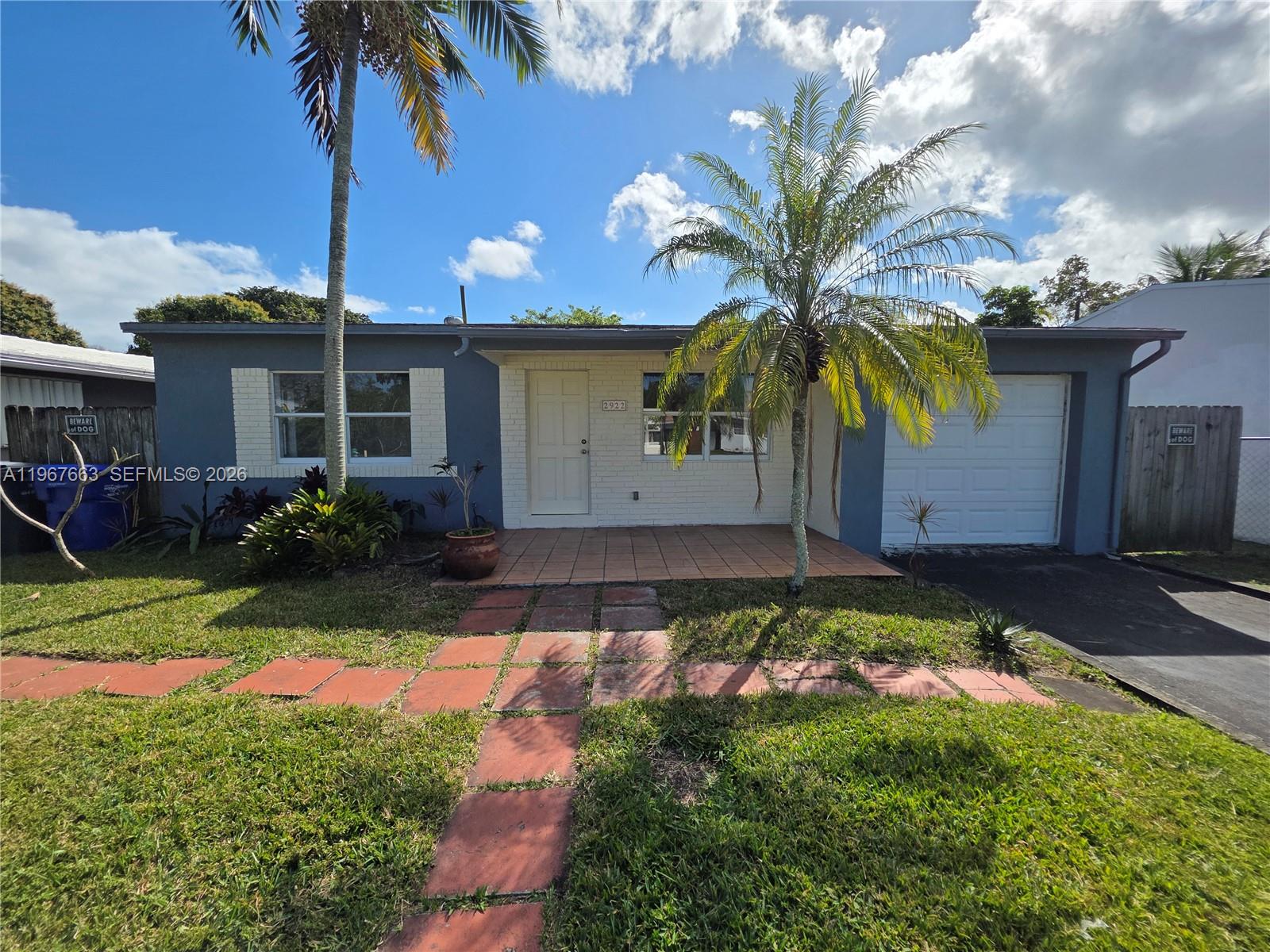 Hollywood Little Ranches