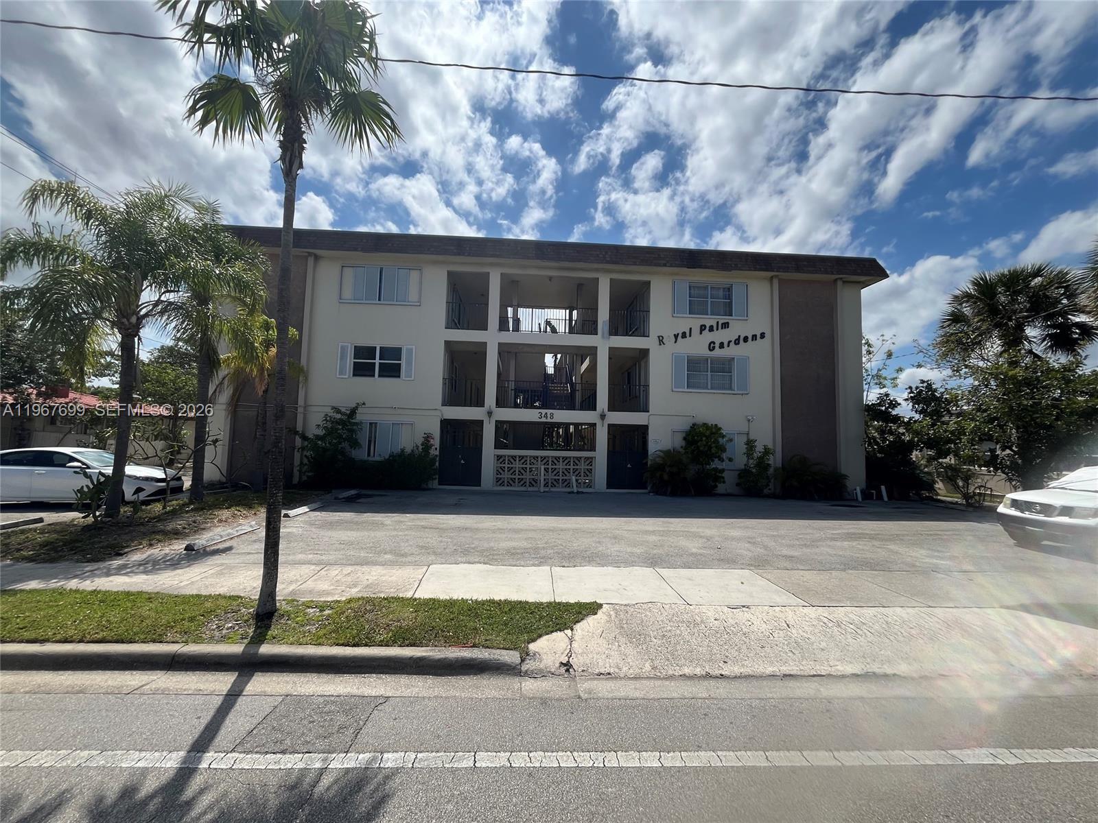 Royal Palm Gardens Condo