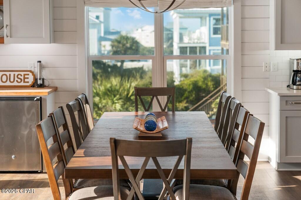 Image 18 For 191 Parrothead Way