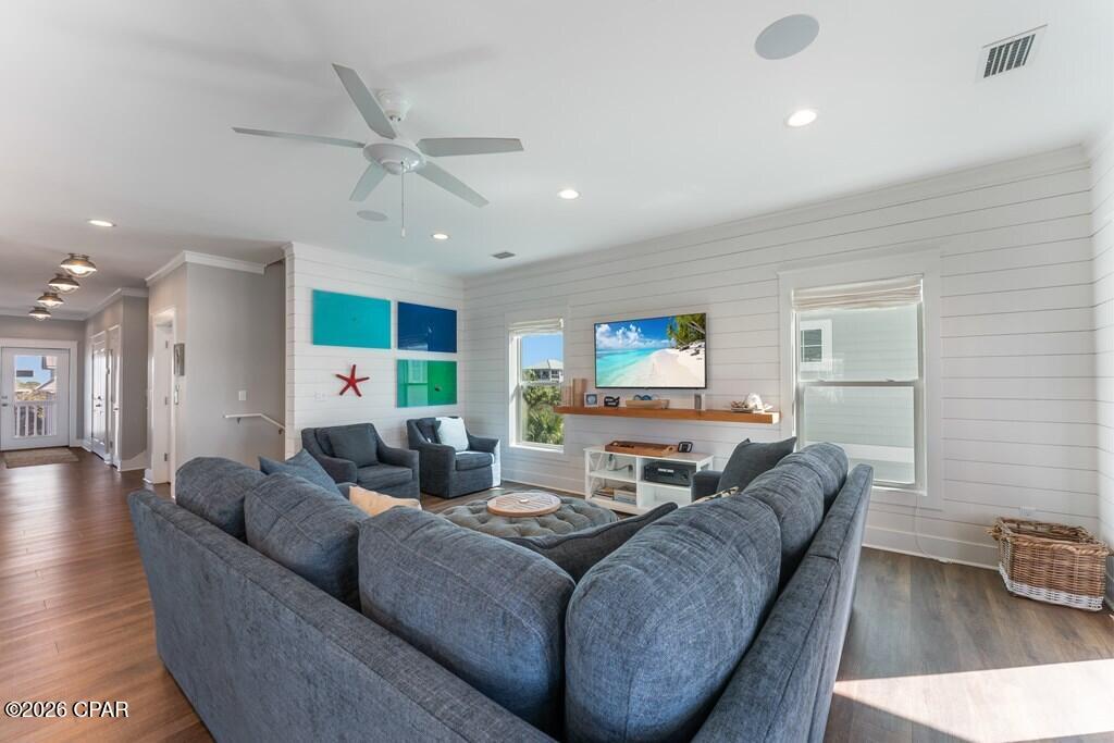 Image 21 For 191 Parrothead Way