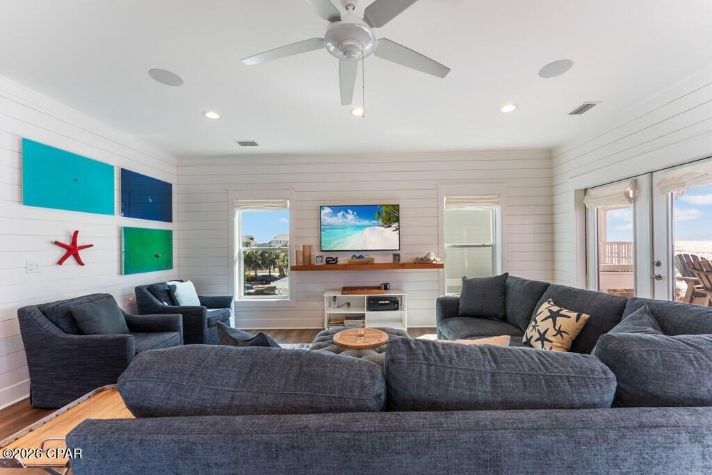 Image 22 For 191 Parrothead Way