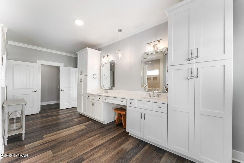 Image 40 For 191 Parrothead Way