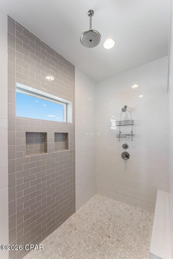 Image 44 For 191 Parrothead Way