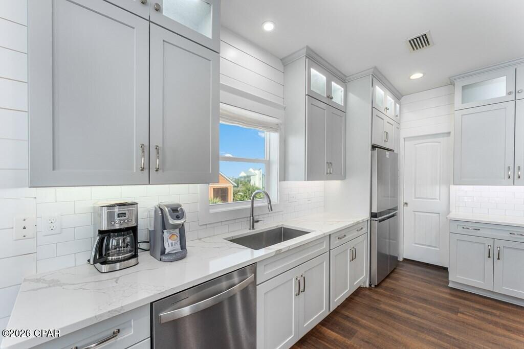 Image 6 For 191 Parrothead Way