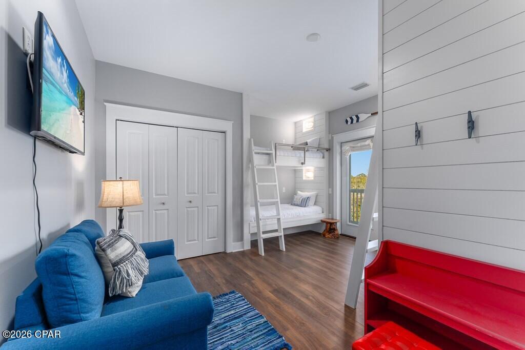 Image 75 For 191 Parrothead Way