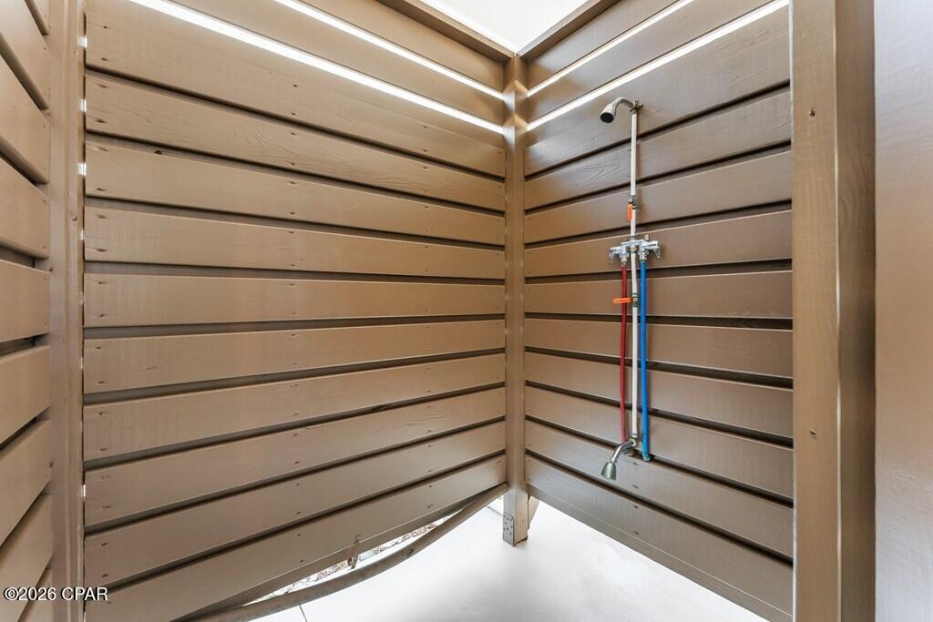 Image 87 For 191 Parrothead Way