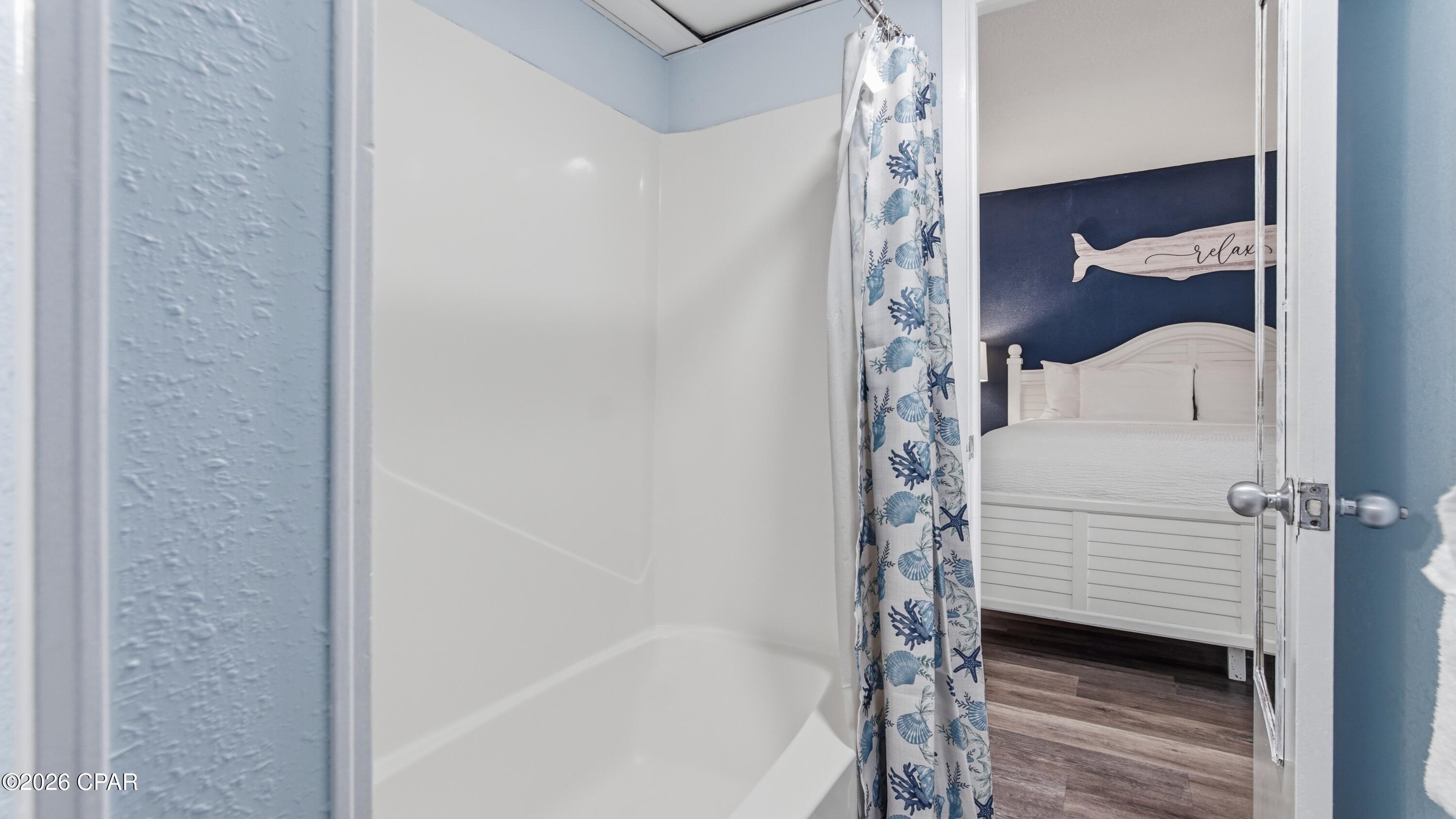 Image 20 For 9850 Thomas Drive 707w