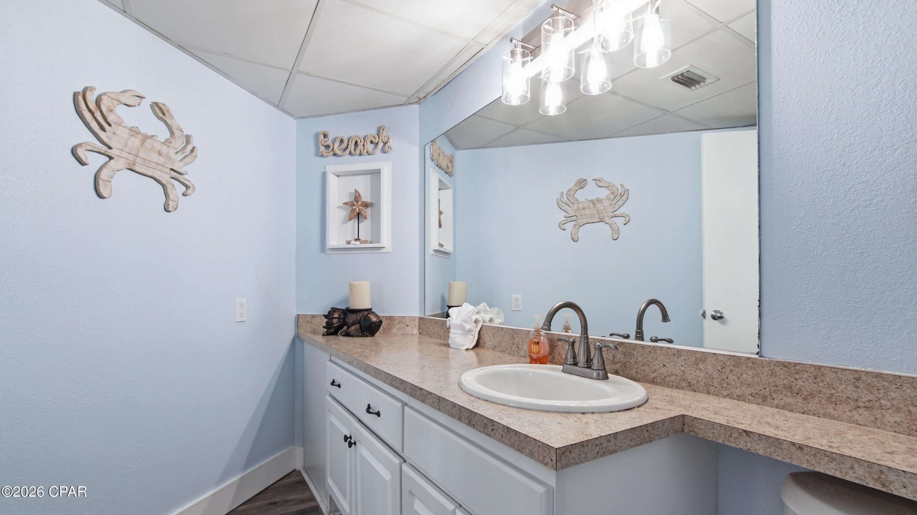 Image 22 For 9850 Thomas Drive 707w