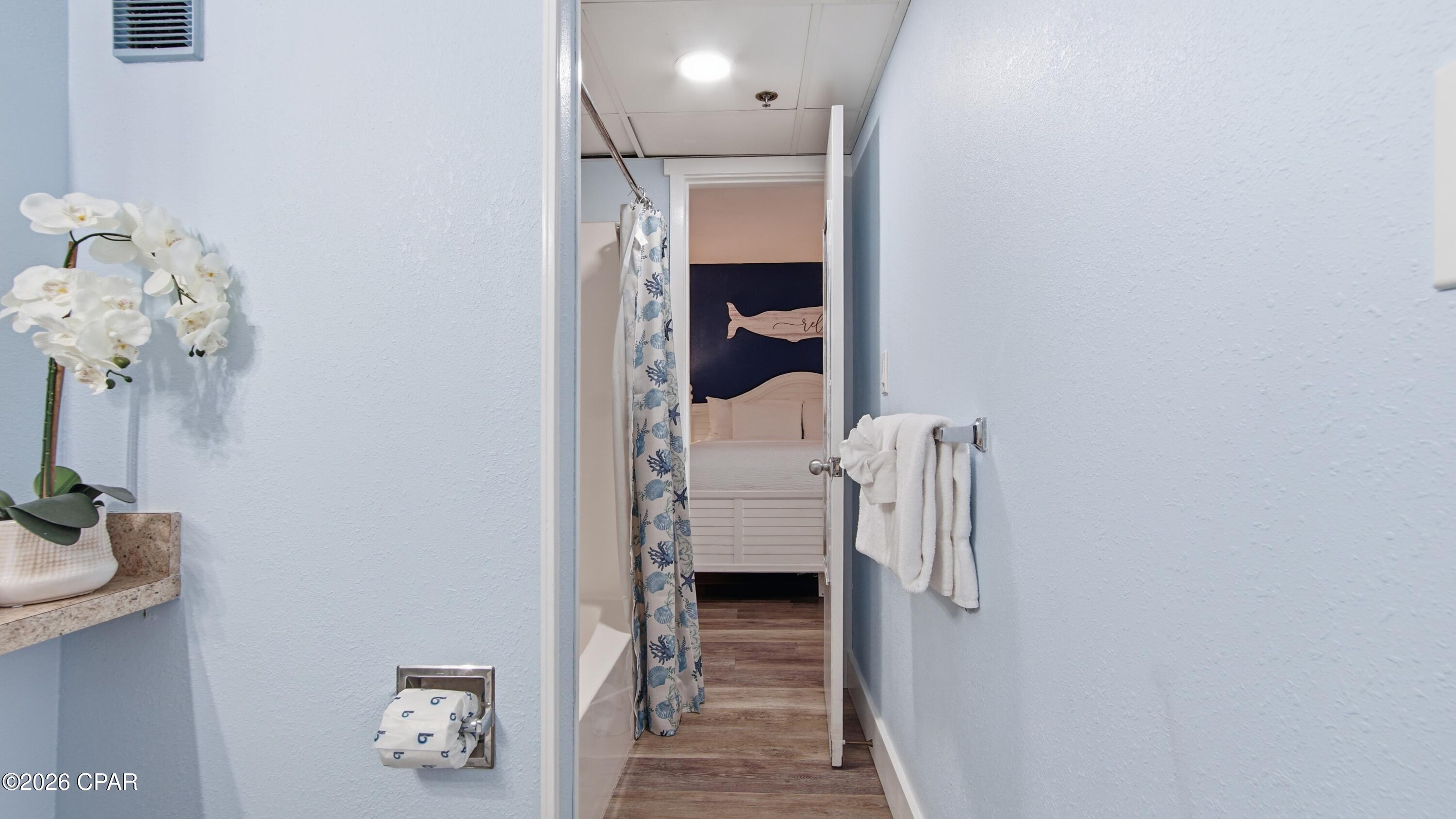 Image 23 For 9850 Thomas Drive 707w