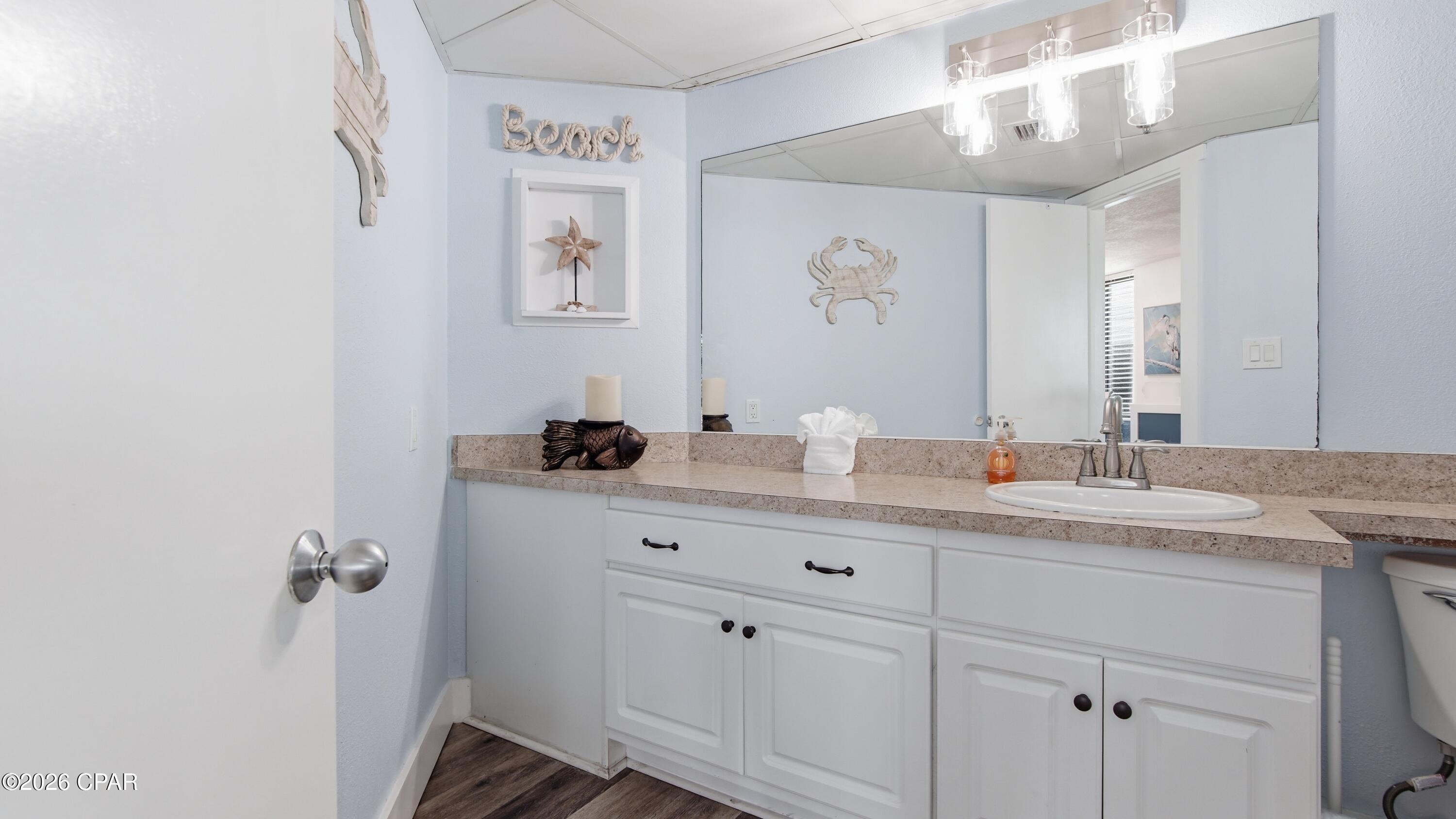 Image 24 For 9850 Thomas Drive 707w