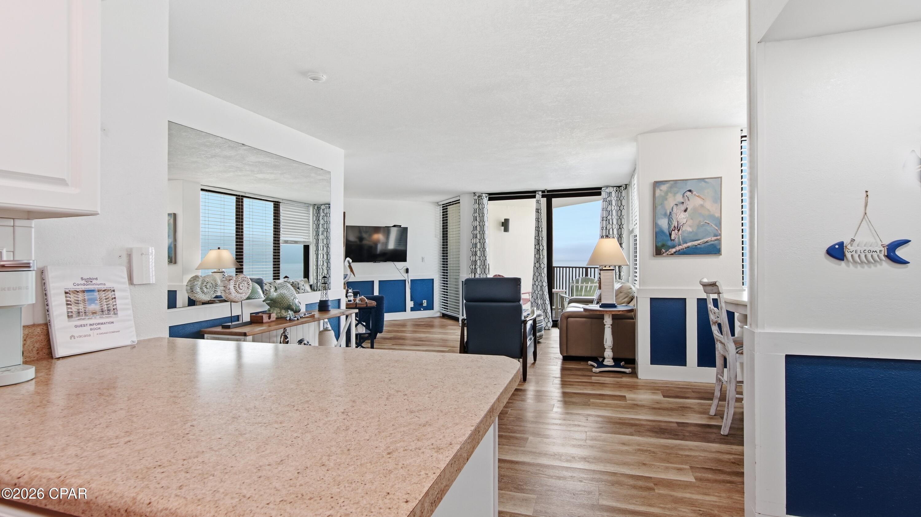 Image 7 For 9850 Thomas Drive 707w