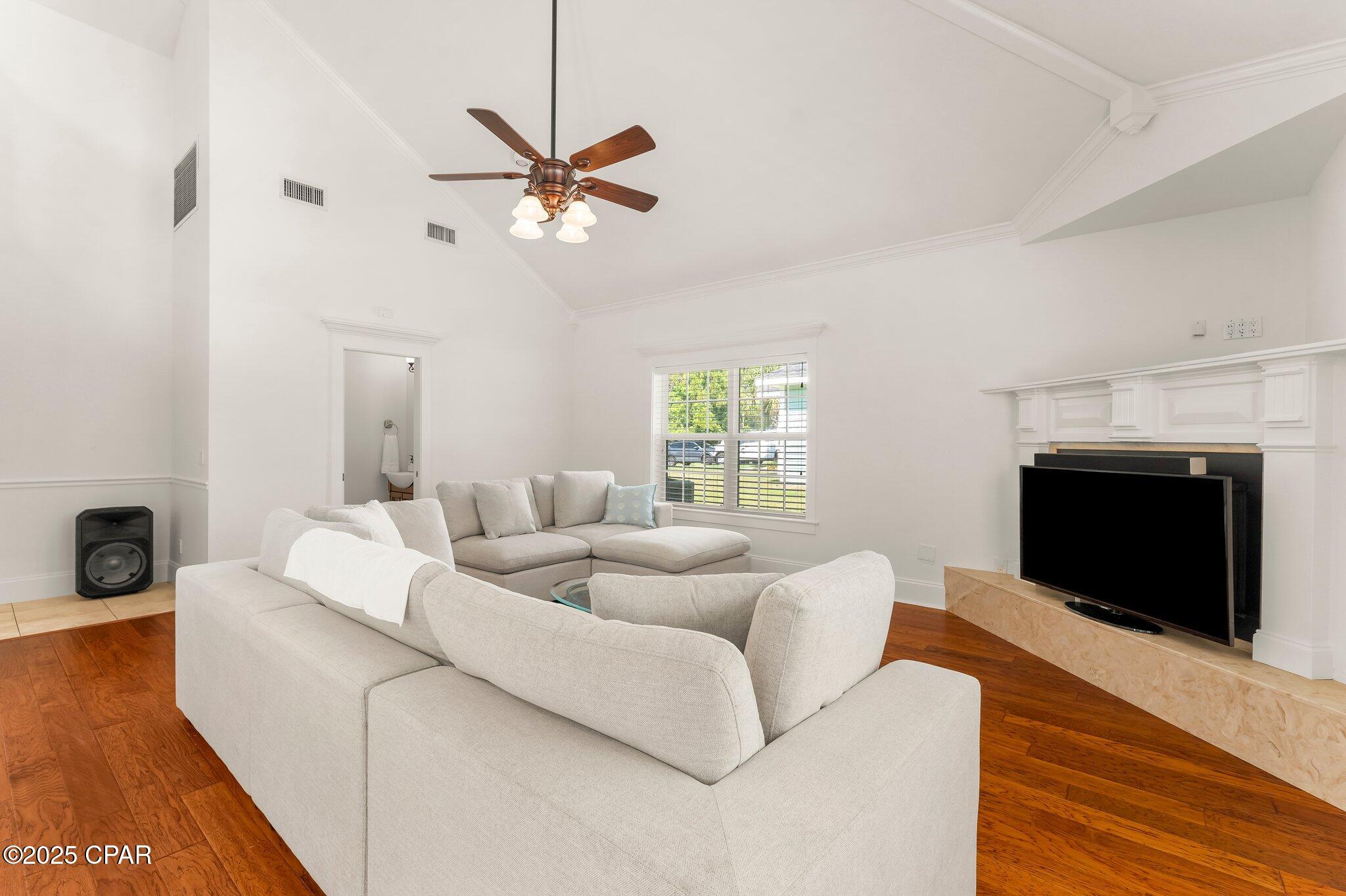 Image 16 For 102 Sunset Circle