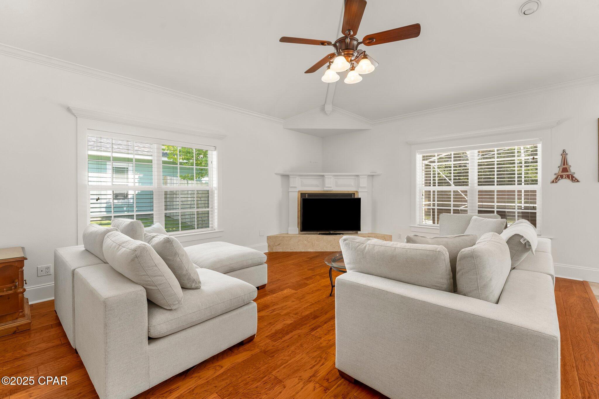 Image 17 For 102 Sunset Circle