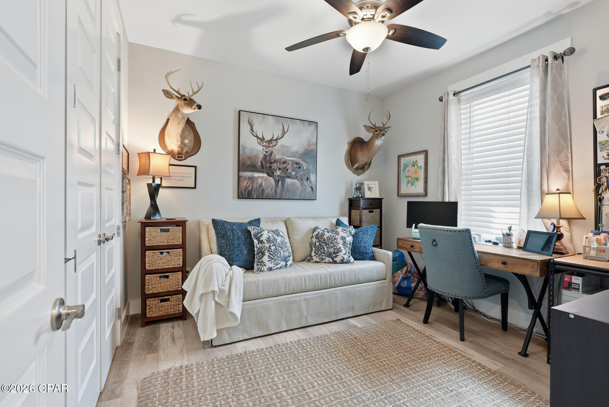 Image 20 For 8437 Warner Place