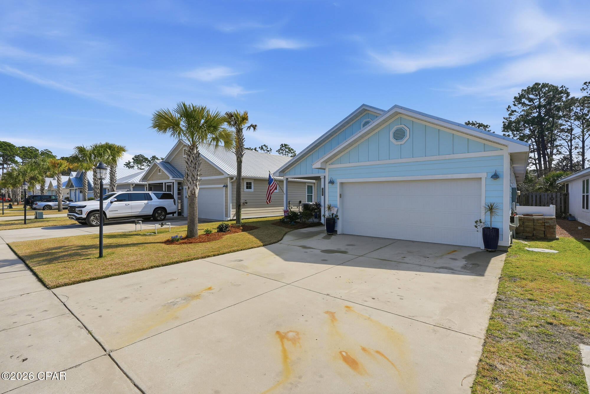 Image 3 For 8437 Warner Place