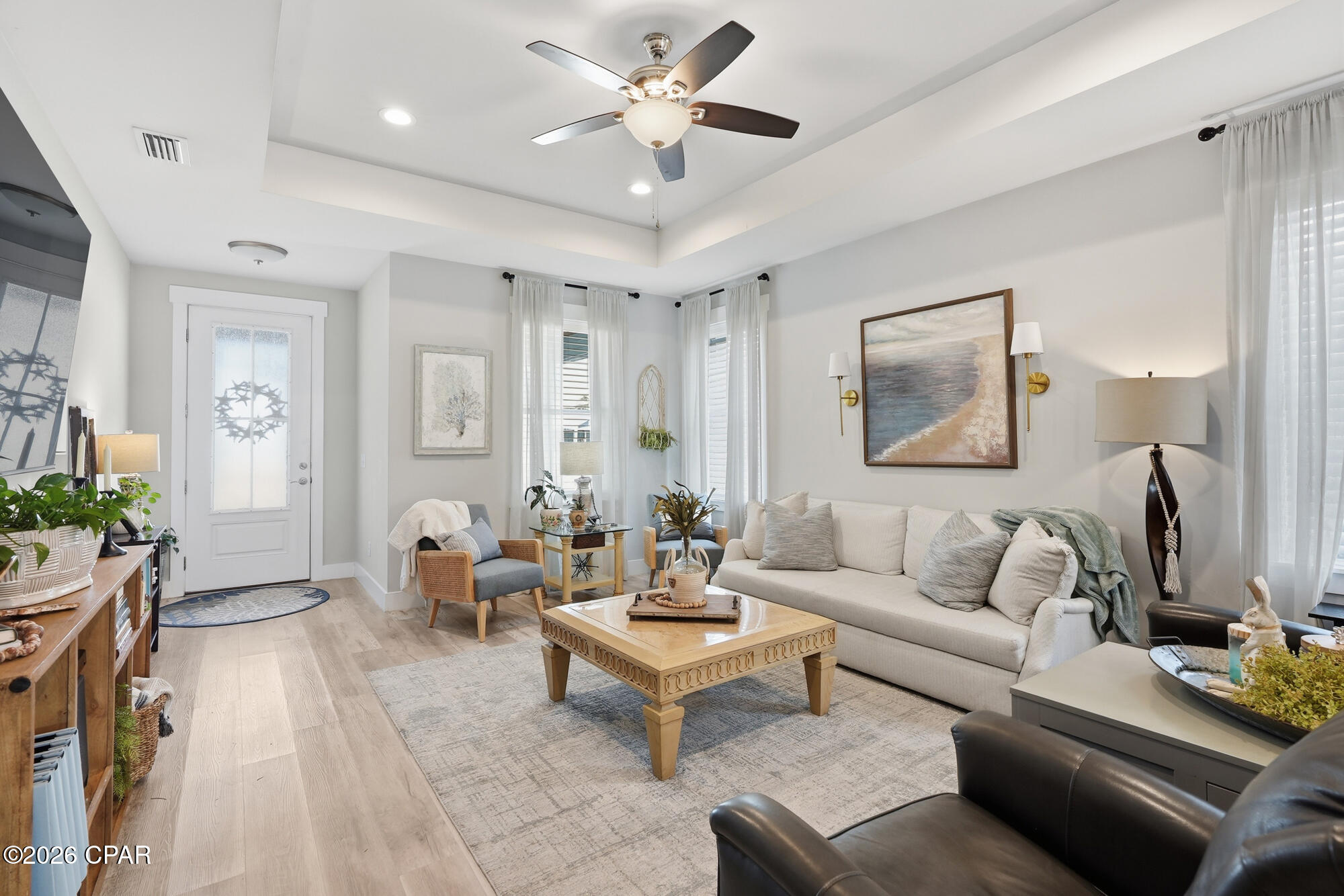 Image 6 For 8437 Warner Place