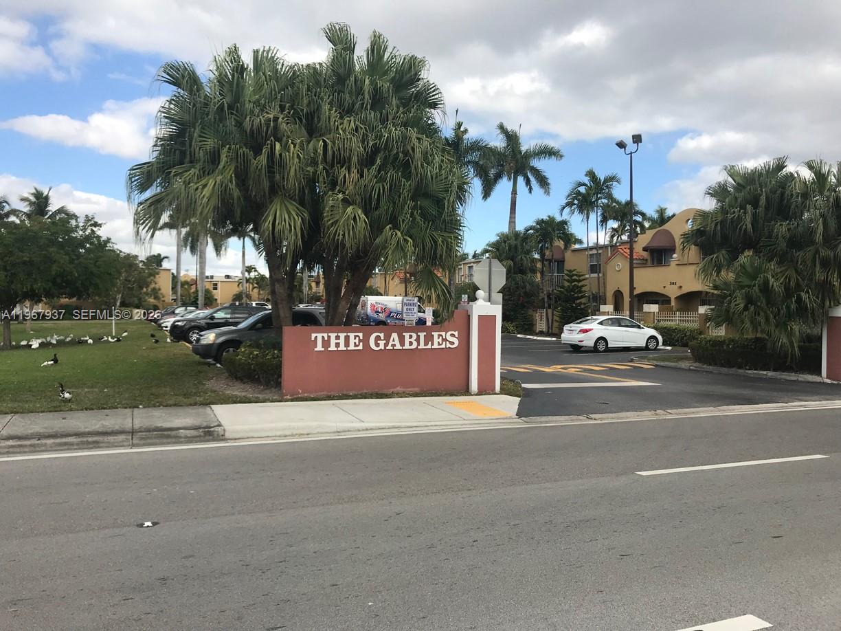 Gables II Townhomes Condo