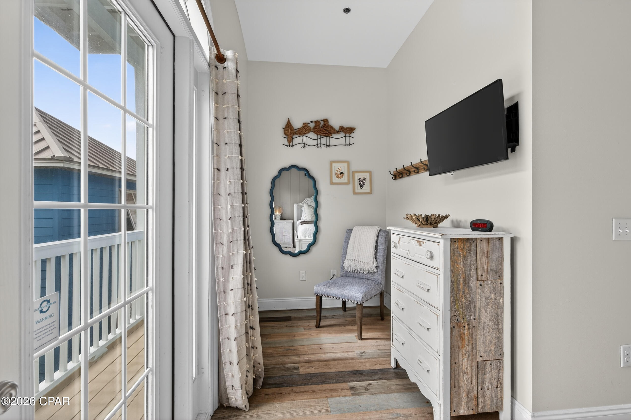 Listing photo id 26 for 16328 Front Beach Road 4