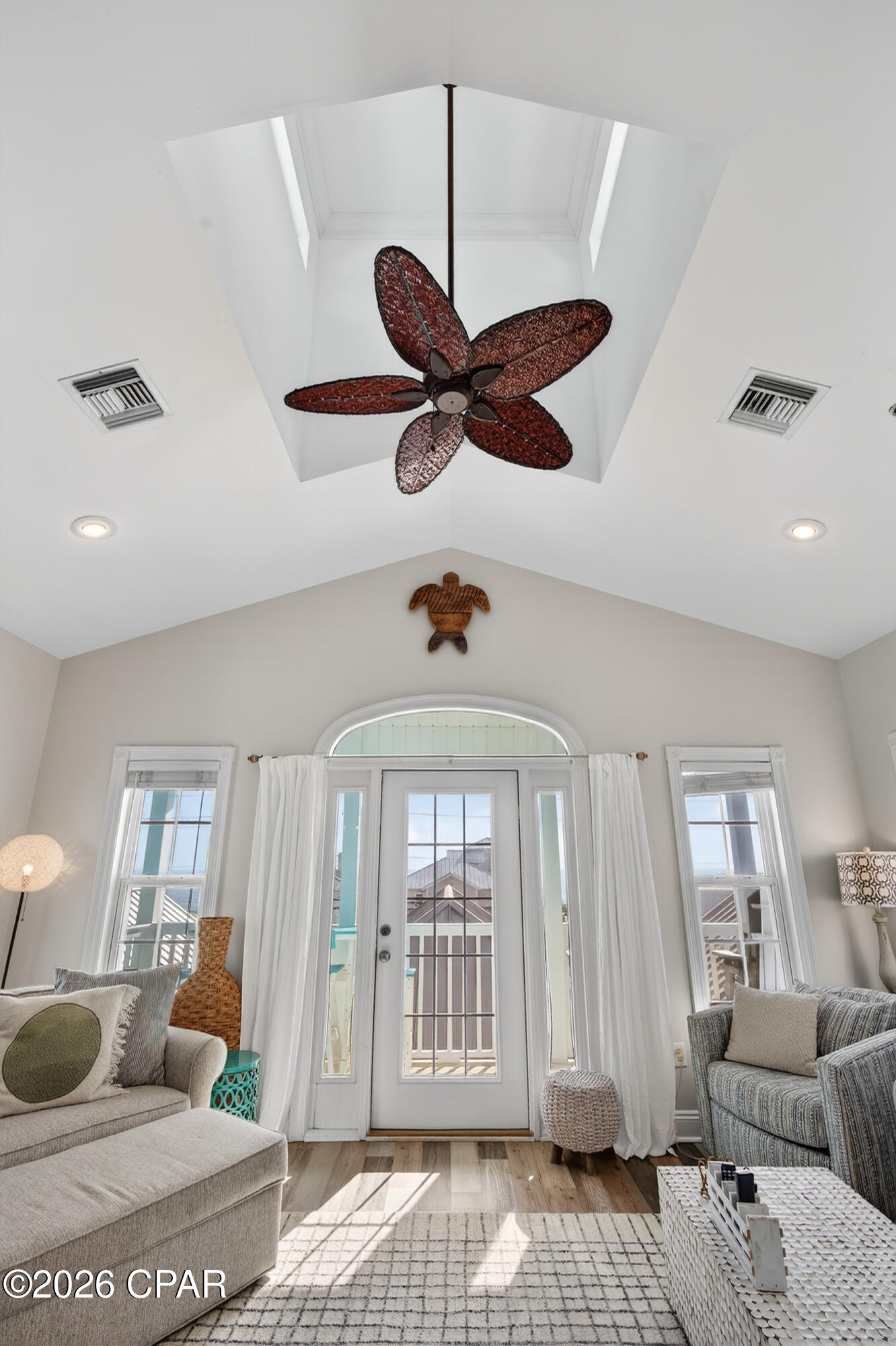 Listing photo id 42 for 16328 Front Beach Road 4