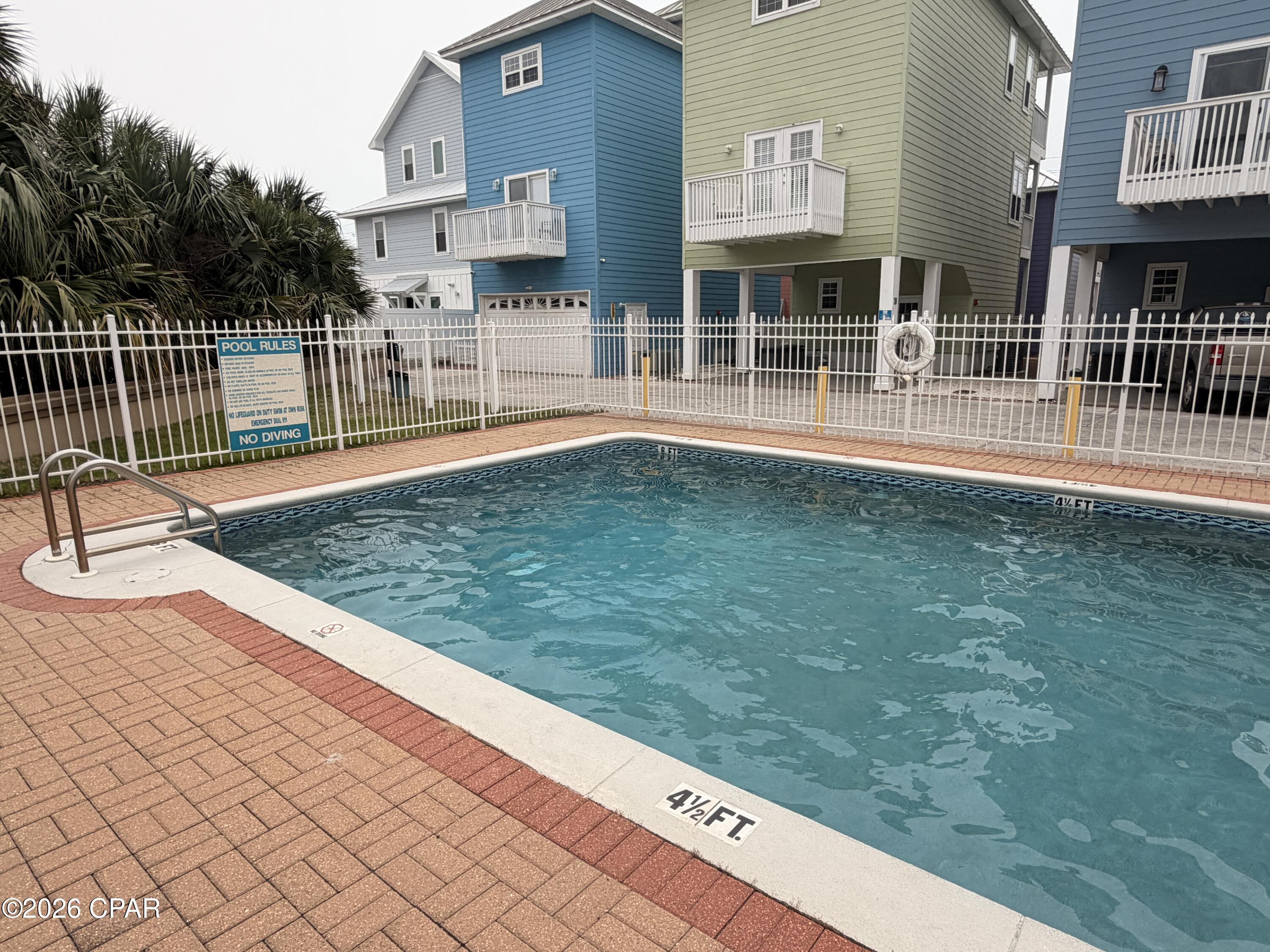 Listing photo id 49 for 16328 Front Beach Road 4
