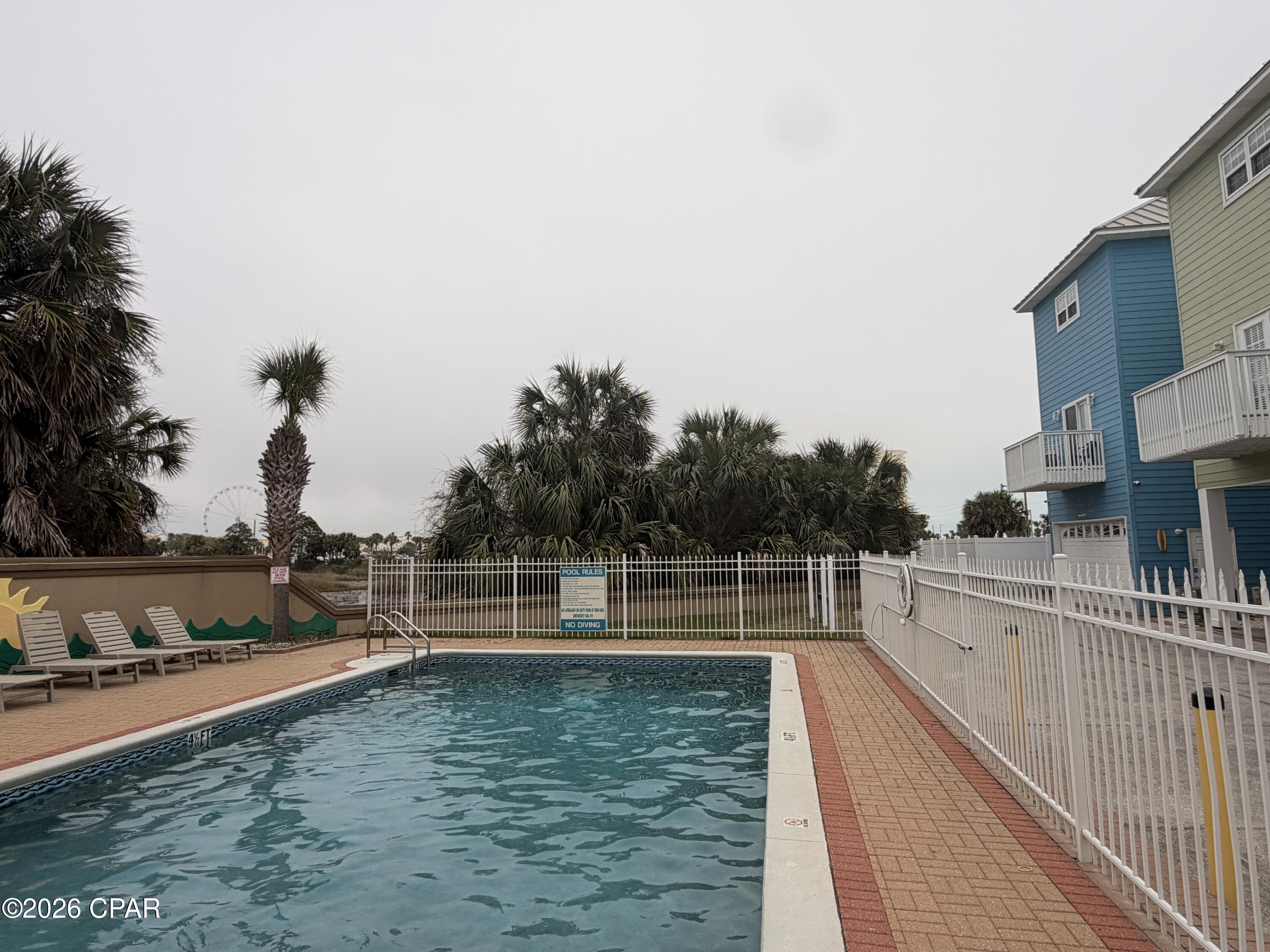 Listing photo id 51 for 16328 Front Beach Road 4