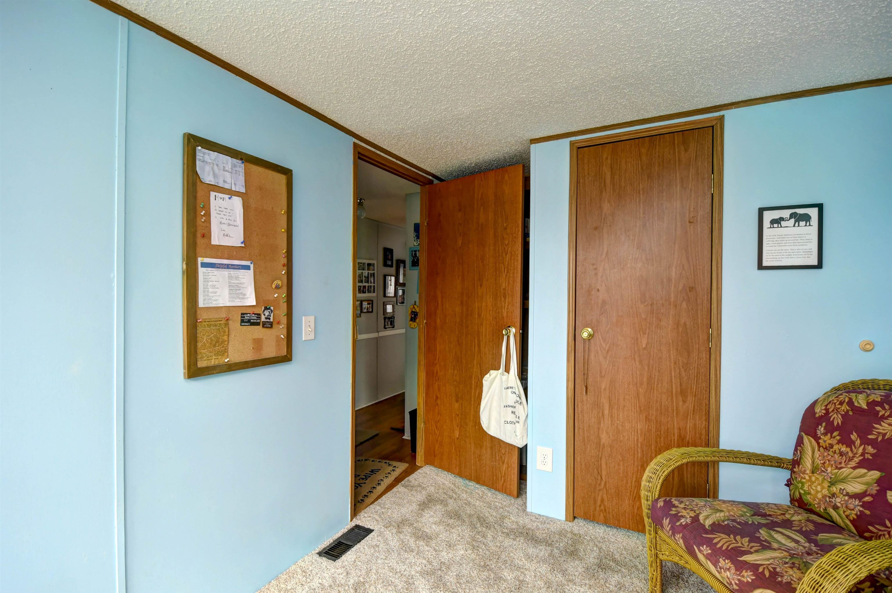 2604357 | Photo 22