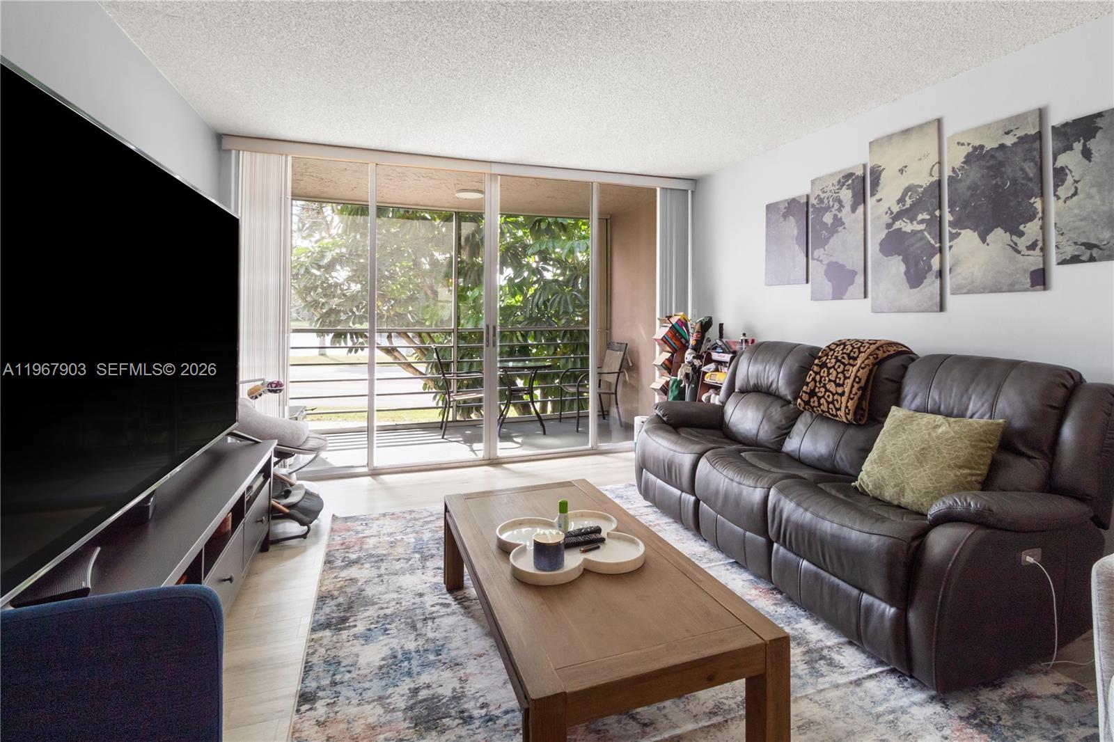 Tangerine Condominium Fou