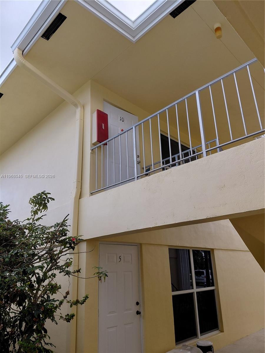 Regency Manor Condo