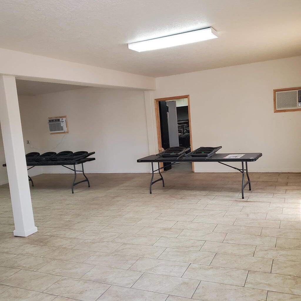 Photo 15 — 1401 Yale Boulevard SE