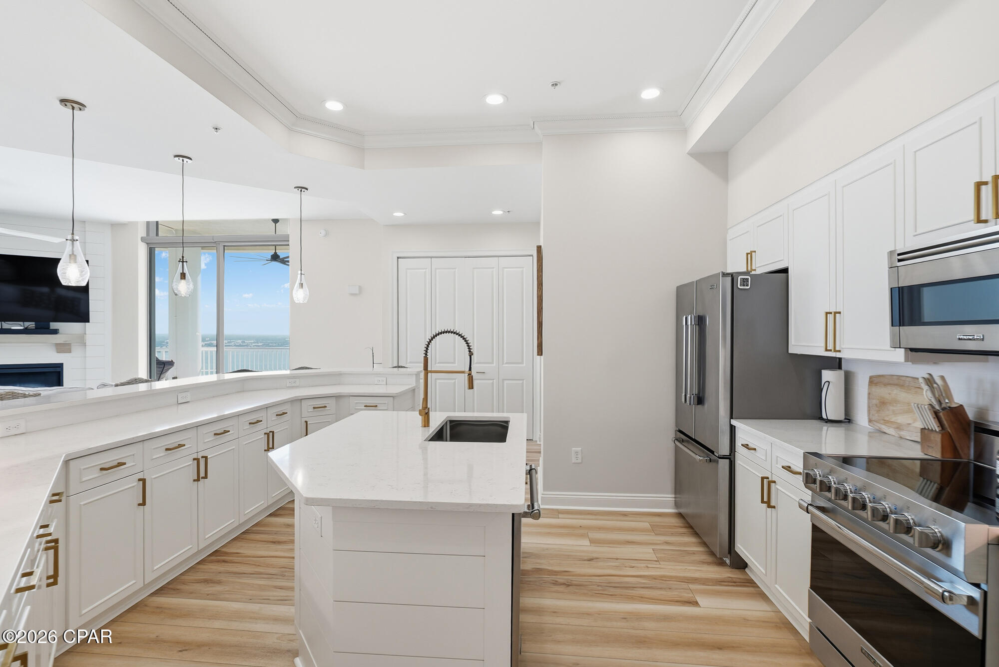 Image 14 For 6422 U.s. 98  1505