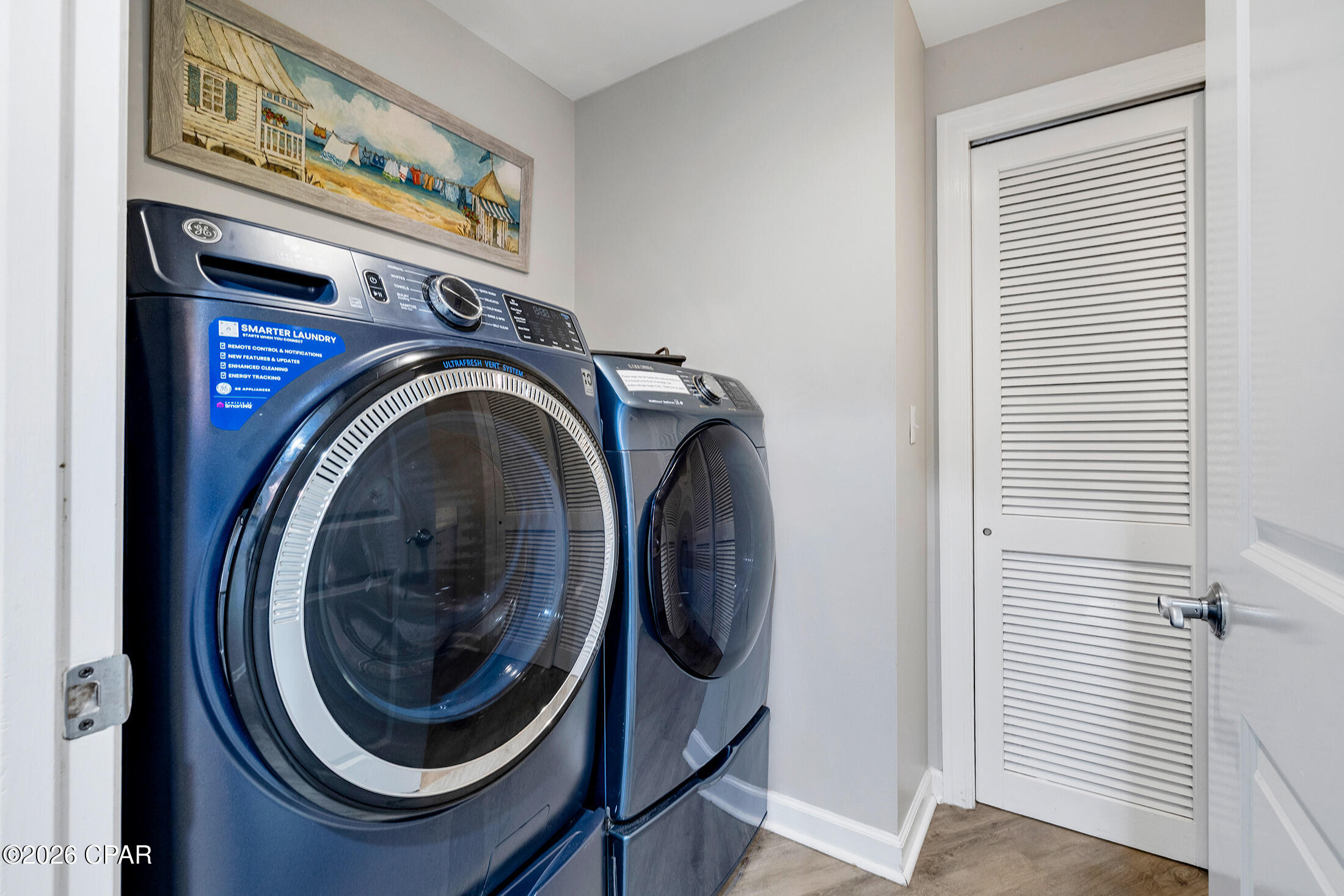 Listing photo id 16 for 7505 Thomas Drive 411a