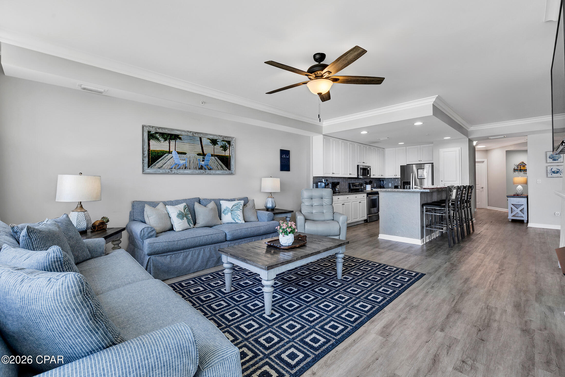 Listing photo id 6 for 7505 Thomas Drive 411a