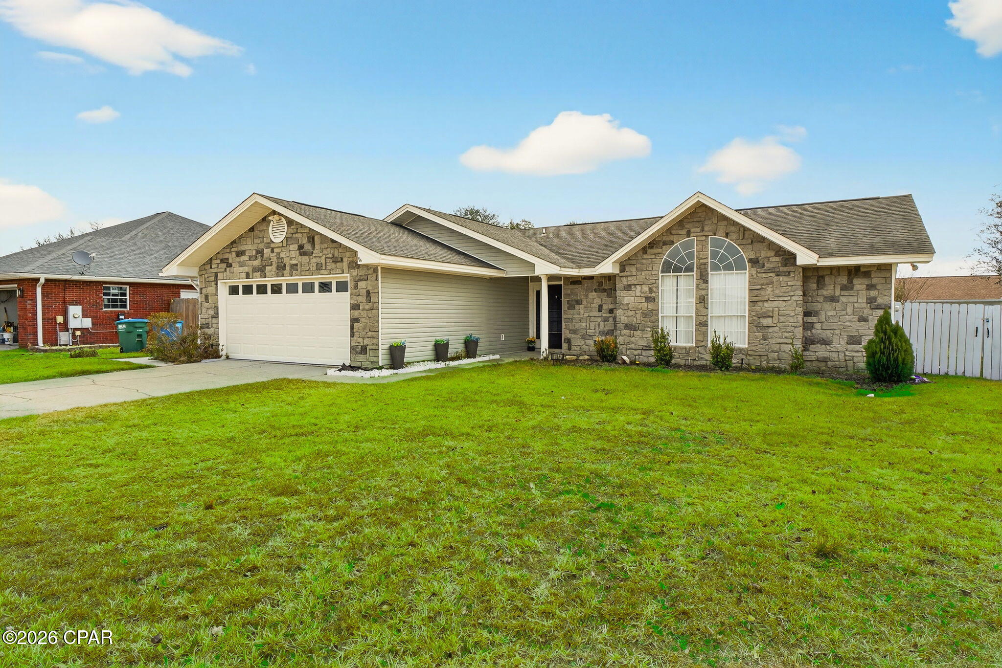 Image 3 For 8114 Heritage Woods Lane