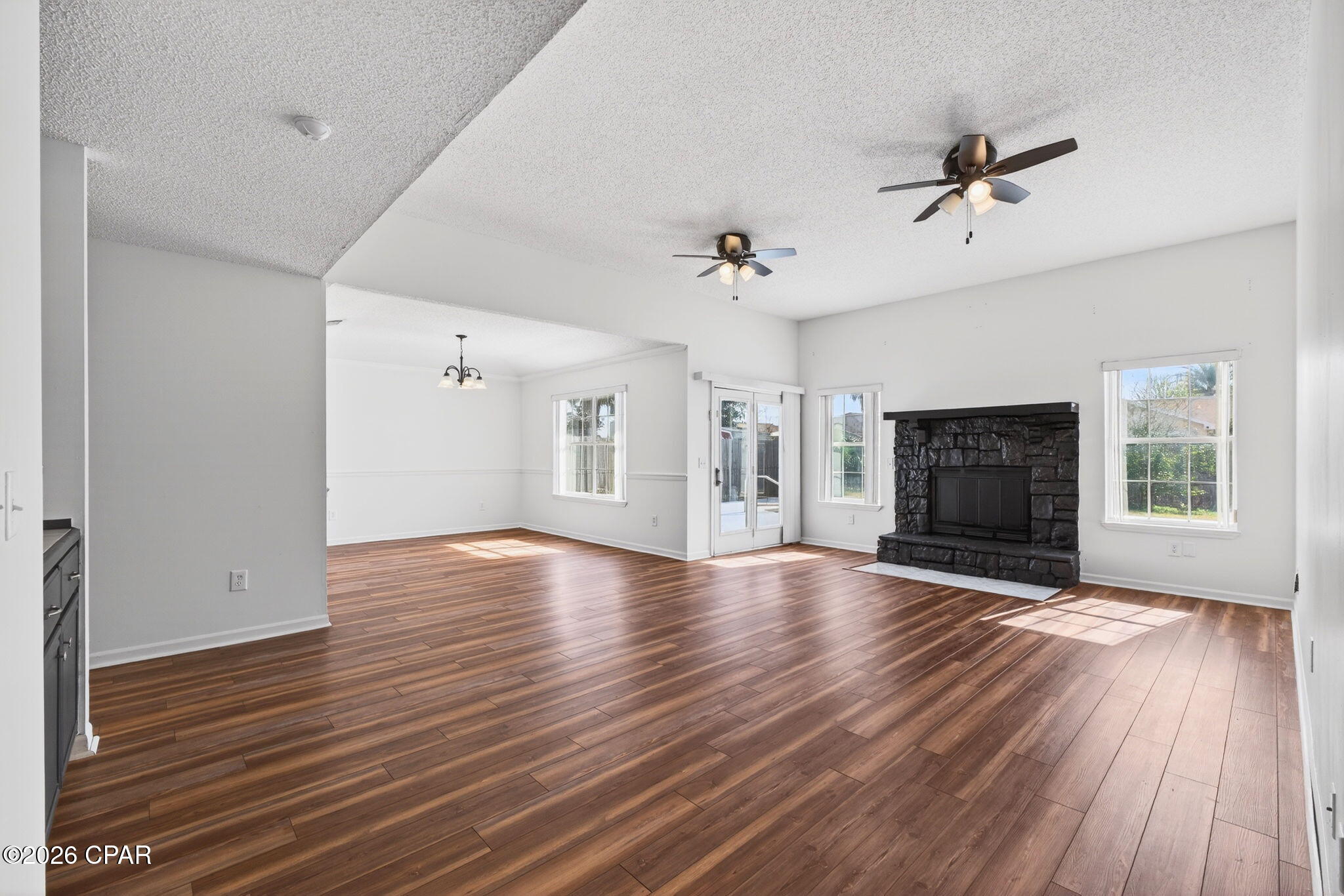 Image 4 For 8114 Heritage Woods Lane