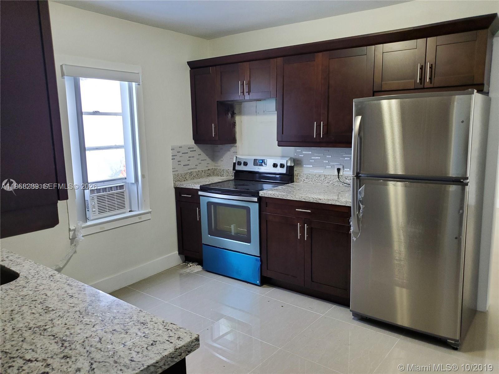 Hollywood Beach Gardens