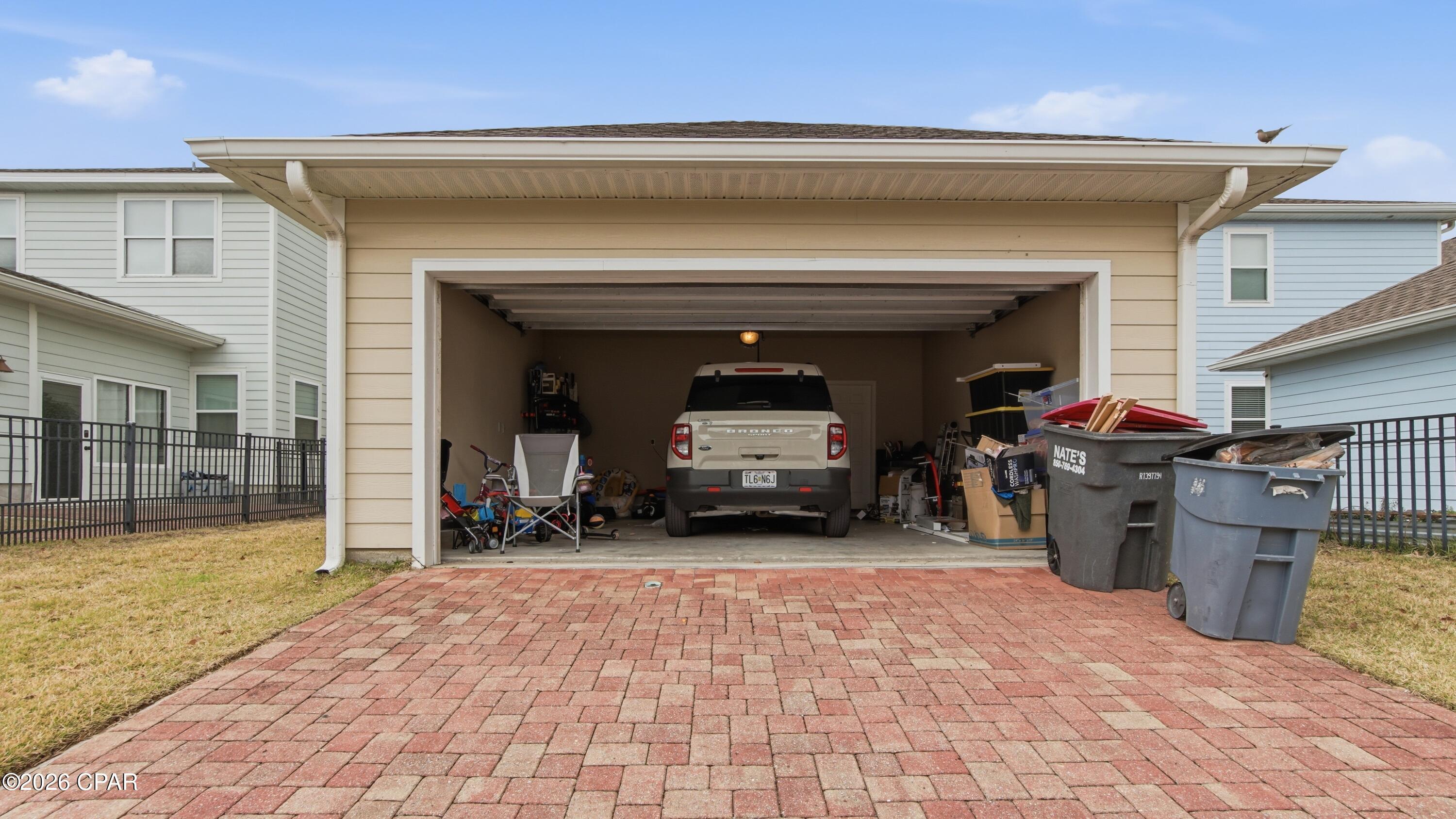 Image 2 For 2407 Grandiflora Boulevard