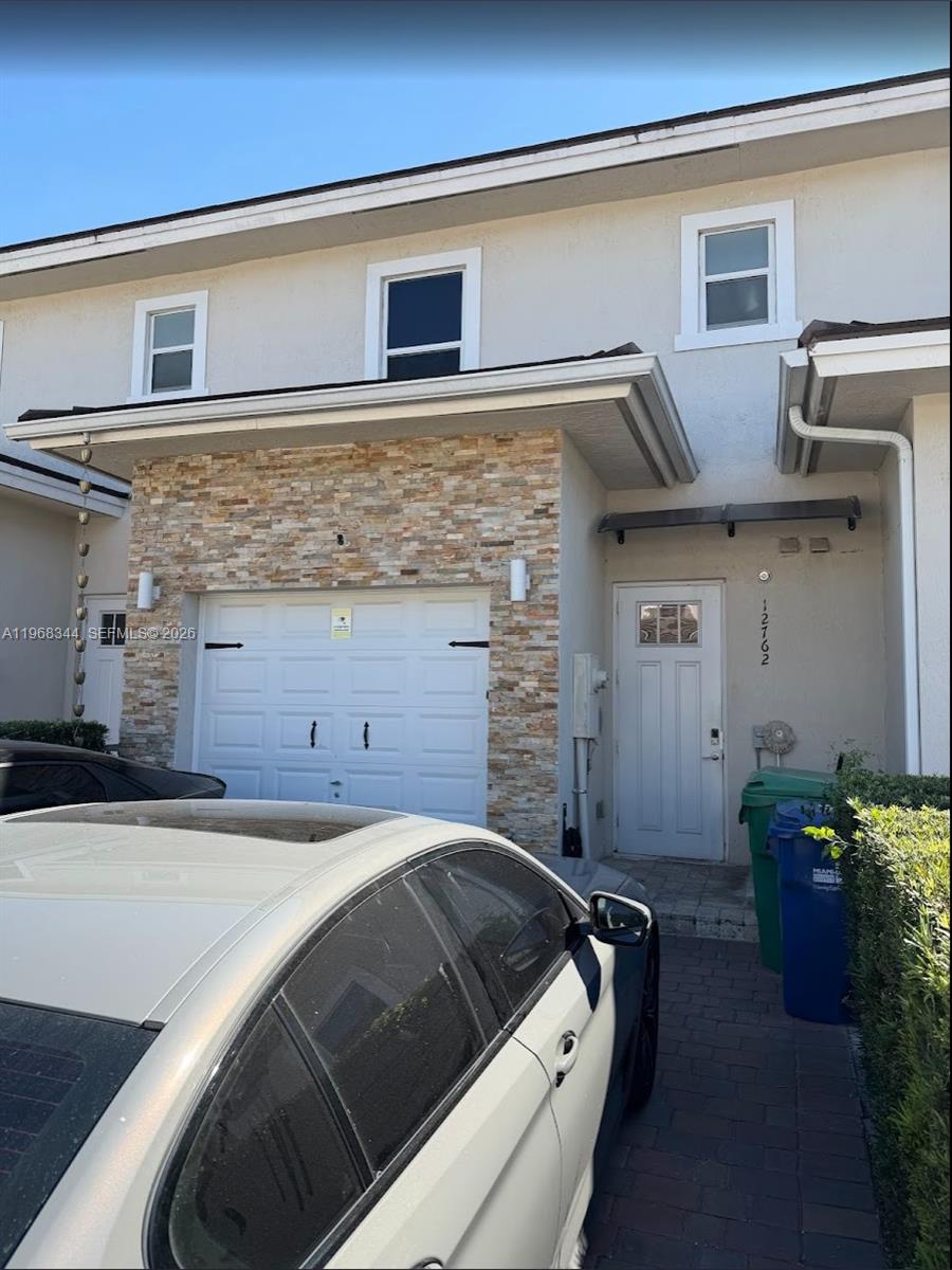 Townhomes On Coconut Palm