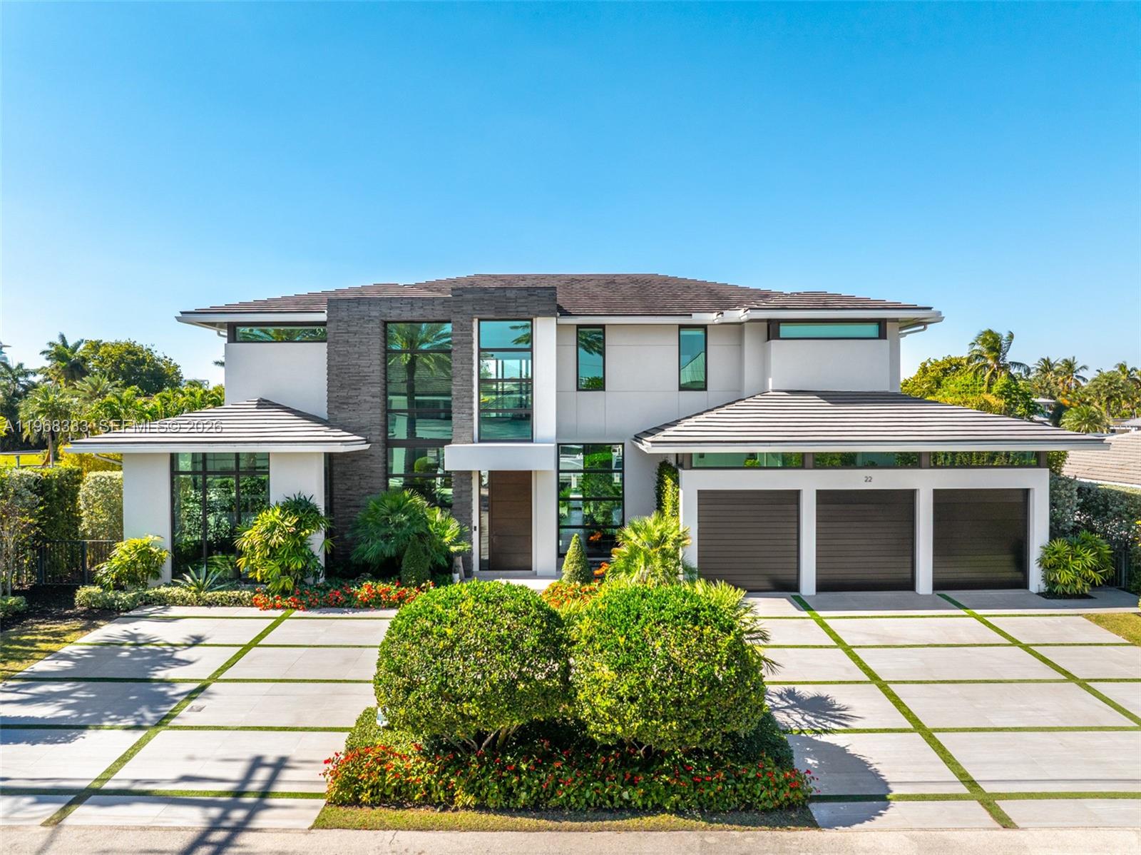 22 Isla Bahia Dr, Fort Lauderdale, Florida 33316