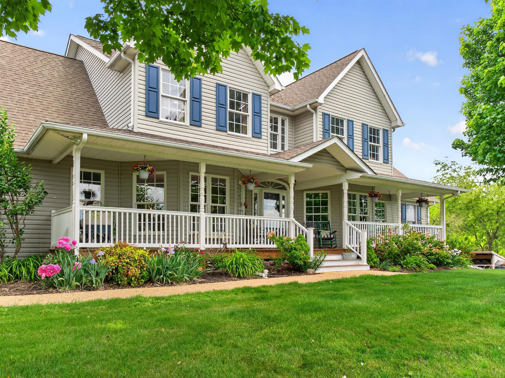 235 HOWARDSVILLE RD exterior