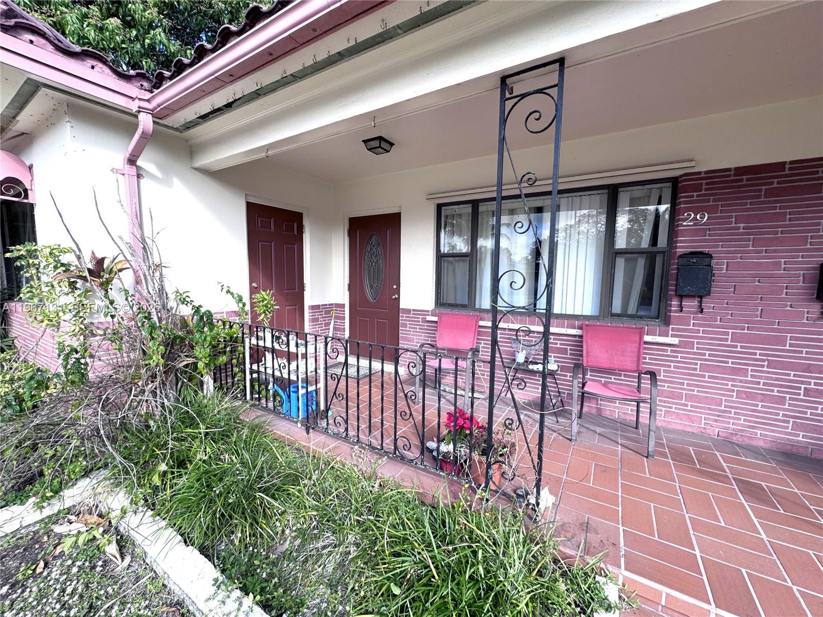 Homes for sale in Dania Beach, FL | 29 Se 4Th St, Dania Beach, FL 33004 | MLS# A11967131