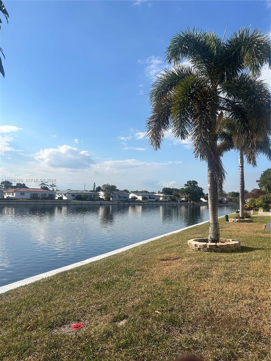 Mainlands Of Tamarac Lake