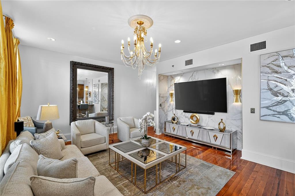 Homes for sale in New Orleans, LA | 224 Chartres St #4B, New Orleans, LA 70130 | MLS# 2543533